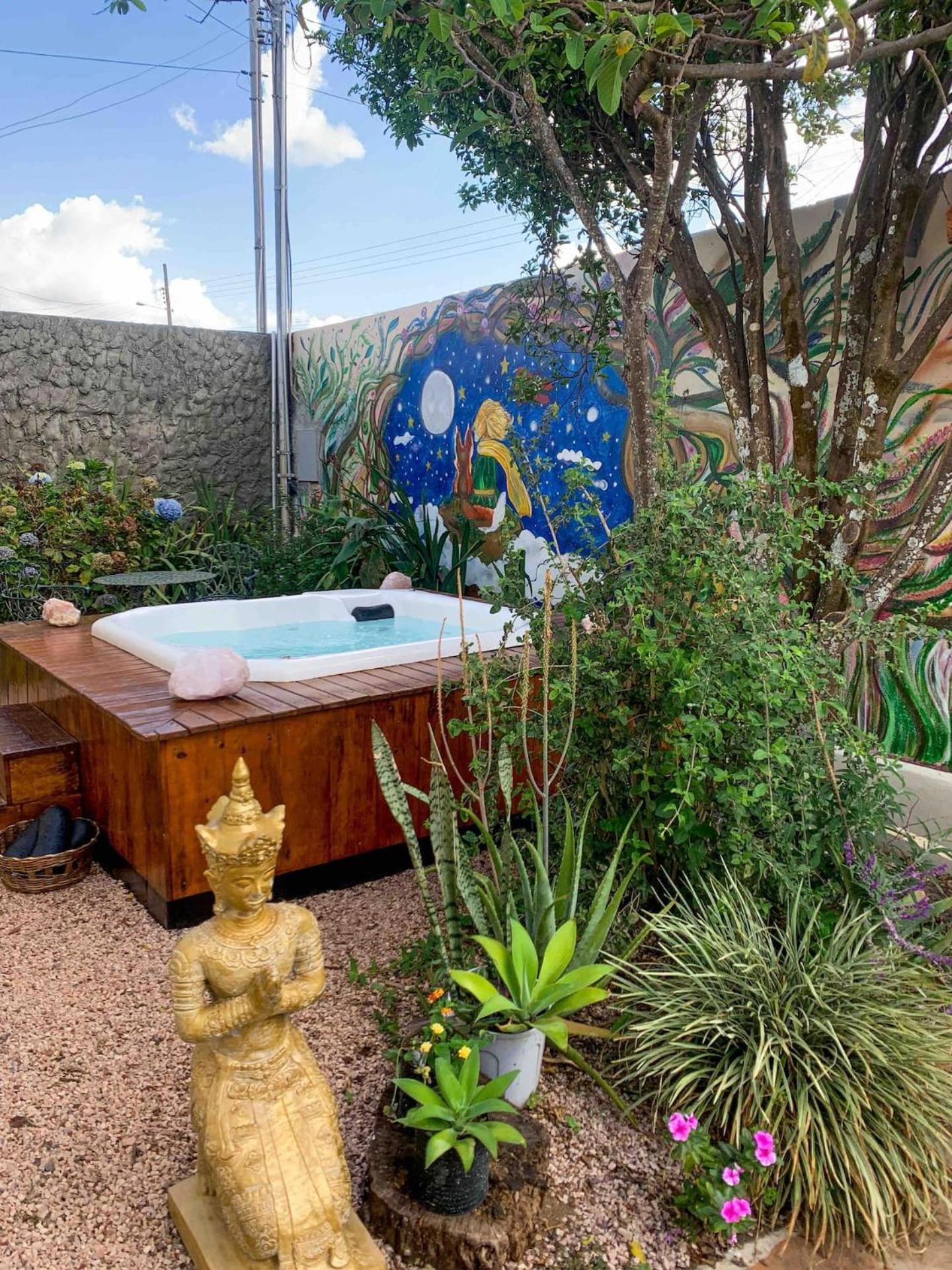 Private Cosmic Villa! 2 Homes, Yoga Room & Jacuzzi! Alto Paraiso de Goias Exterior photo